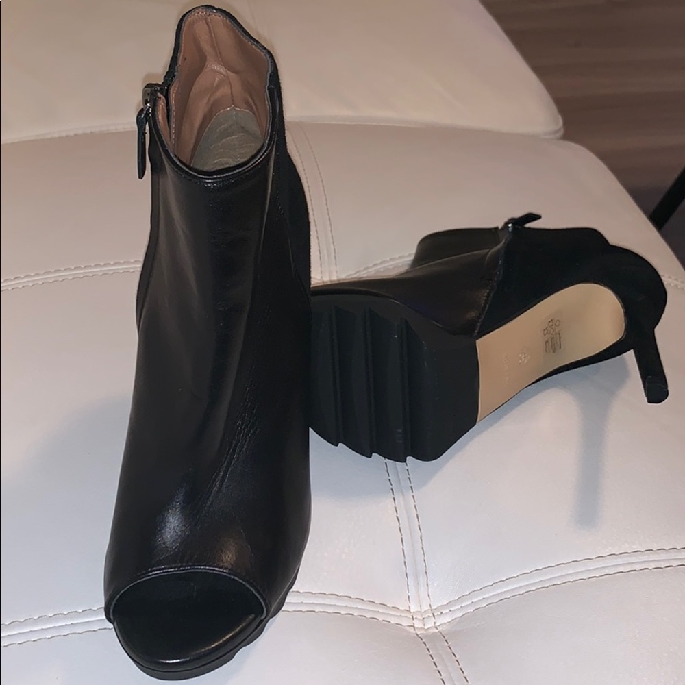 Black BCBG Maxazria